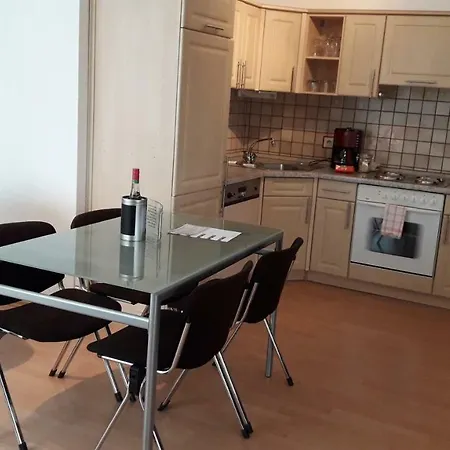 Ferienwohnung Kirschblute דירה *